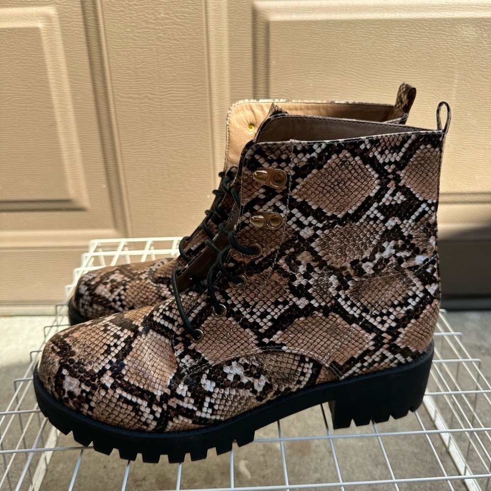 Lulu’s Combat Boots - Picture 7 of 7